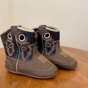 TWISTER INFANT TRACE BABY BUCKER BR BOOT